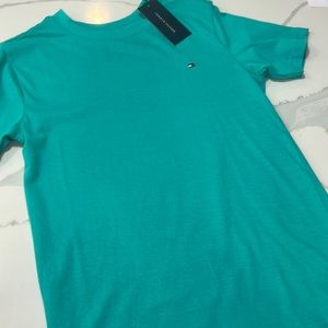 NWT Boys Tommy Hilfiger tshirt